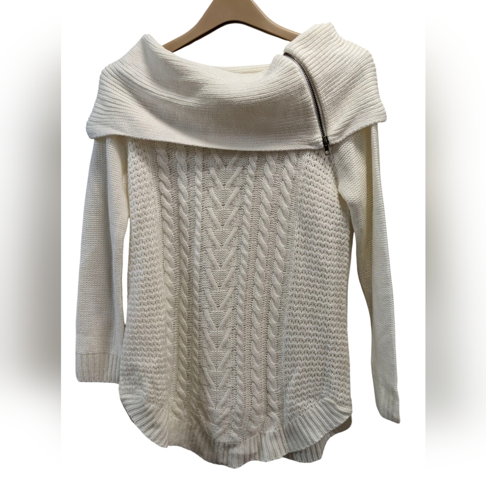 Westport Women's White Cowl Neck Cable Knit Sweater-Size M
